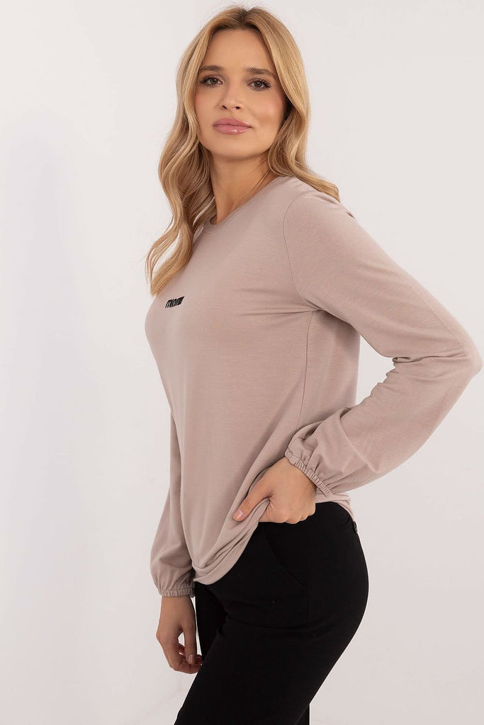 Blouse model 208240 Relevance