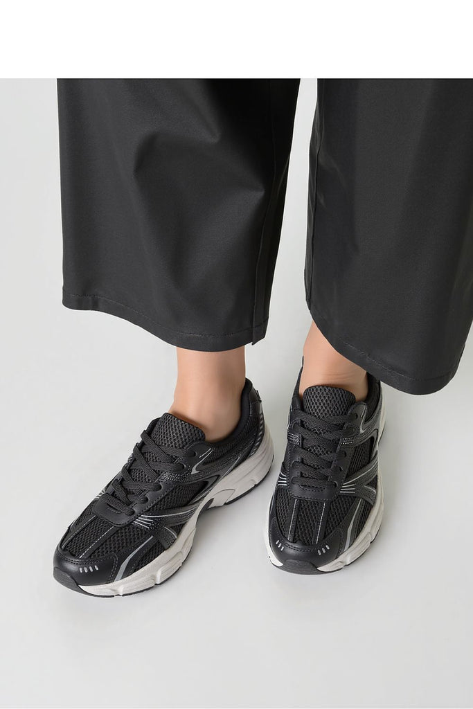 Sport Shoes model 210244 Inello