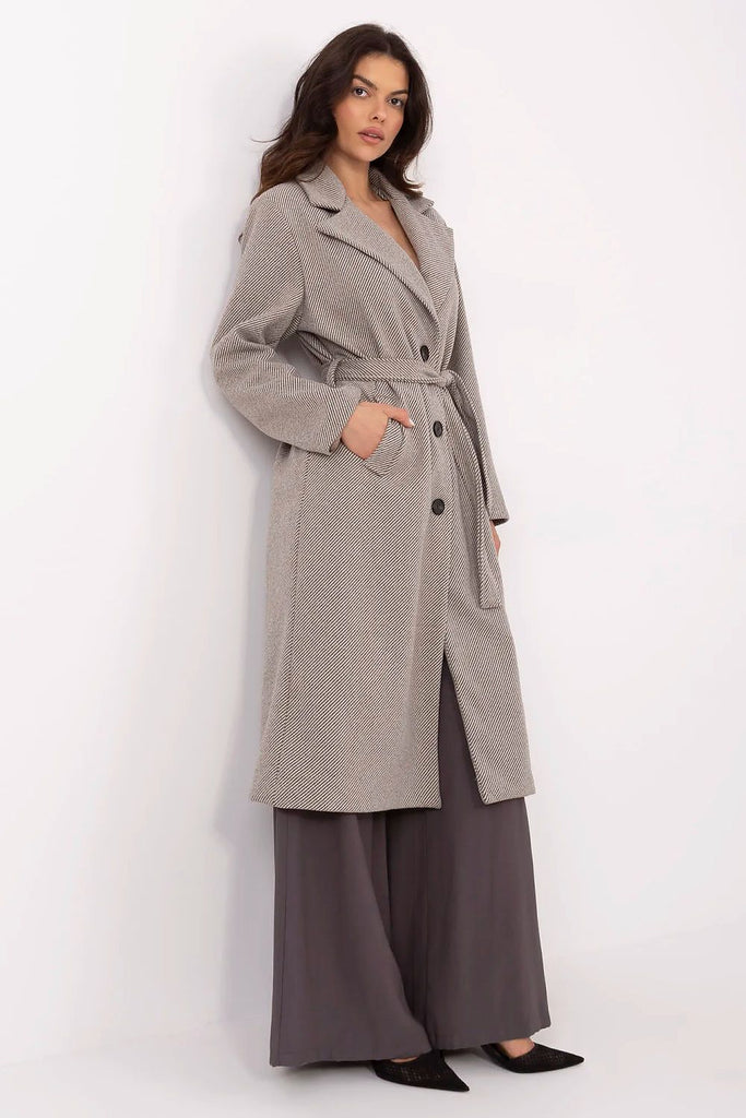 Coat model 211304 Italy Moda