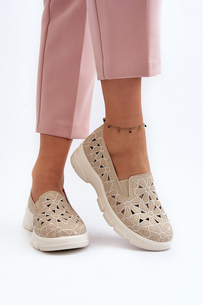  Low Shoes model 193135 Step in style 