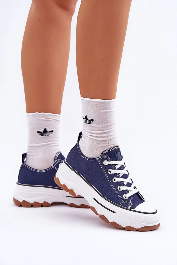 Sneakers Step in style