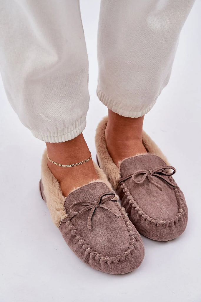 Slippers Step in style
