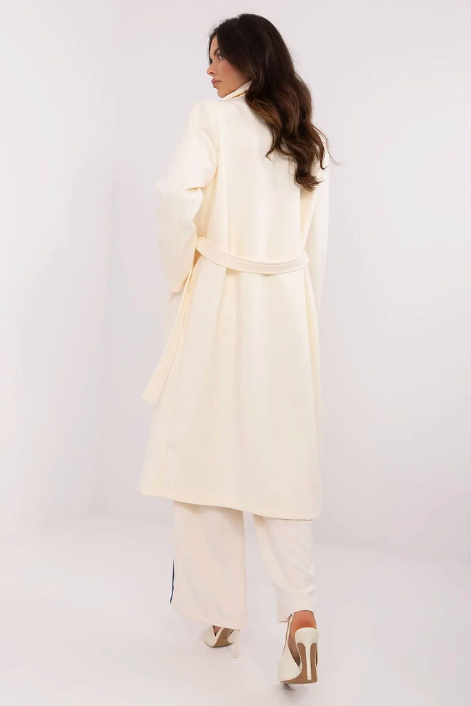  Coat model 211302 Italy Moda 