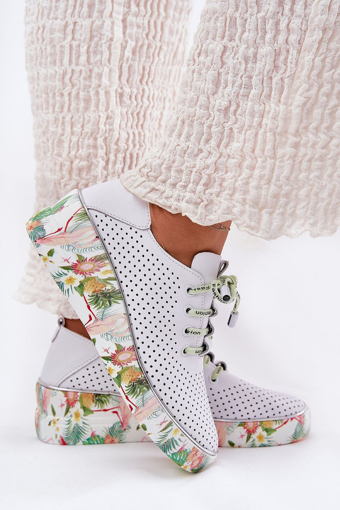  Low Shoes model 212555 Step in style 
