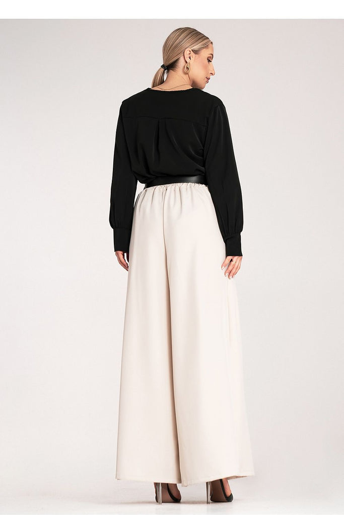  Women trousers model 214927 Figl 