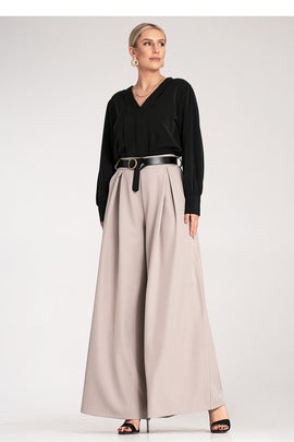  Women trousers model 214928 Figl 