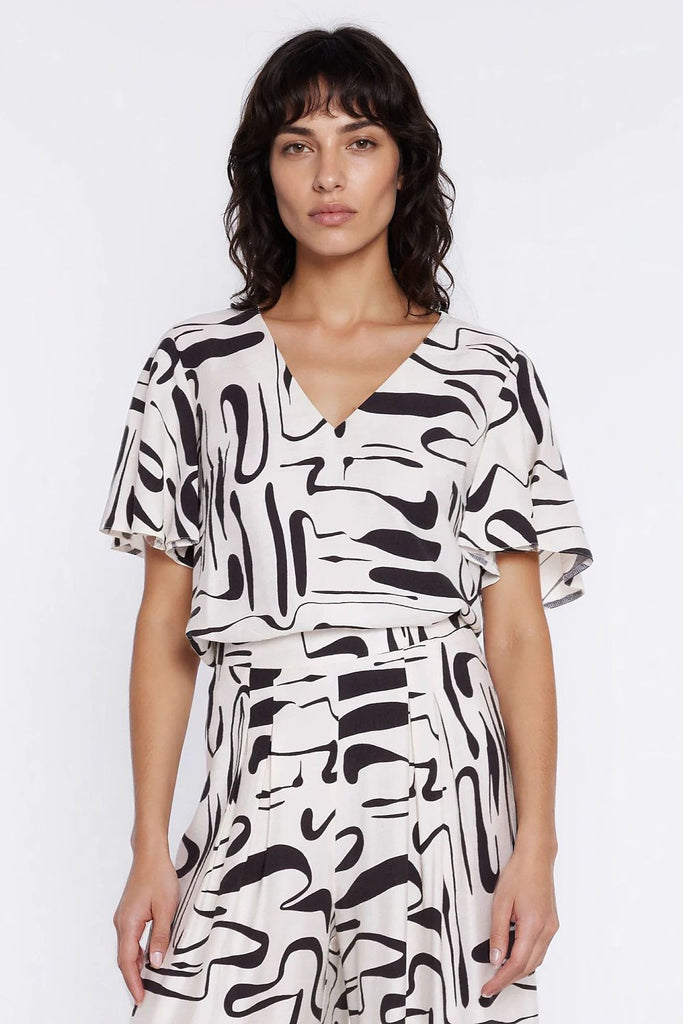  Blouse model 228021 Nife 