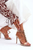 Heel sandals Step in style